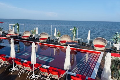 Red Line Beach Club Hotel