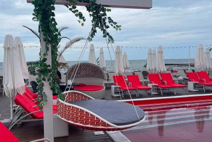 Red Line Beach Club Hotel